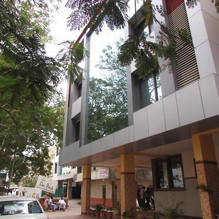 Hotel Laxmi Palace Shirdi Exterior photo